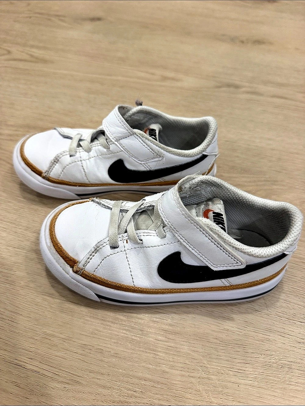 Nike Court Borough Low 9c Toddler 'White Black Orange' Kids High Top Sneakers